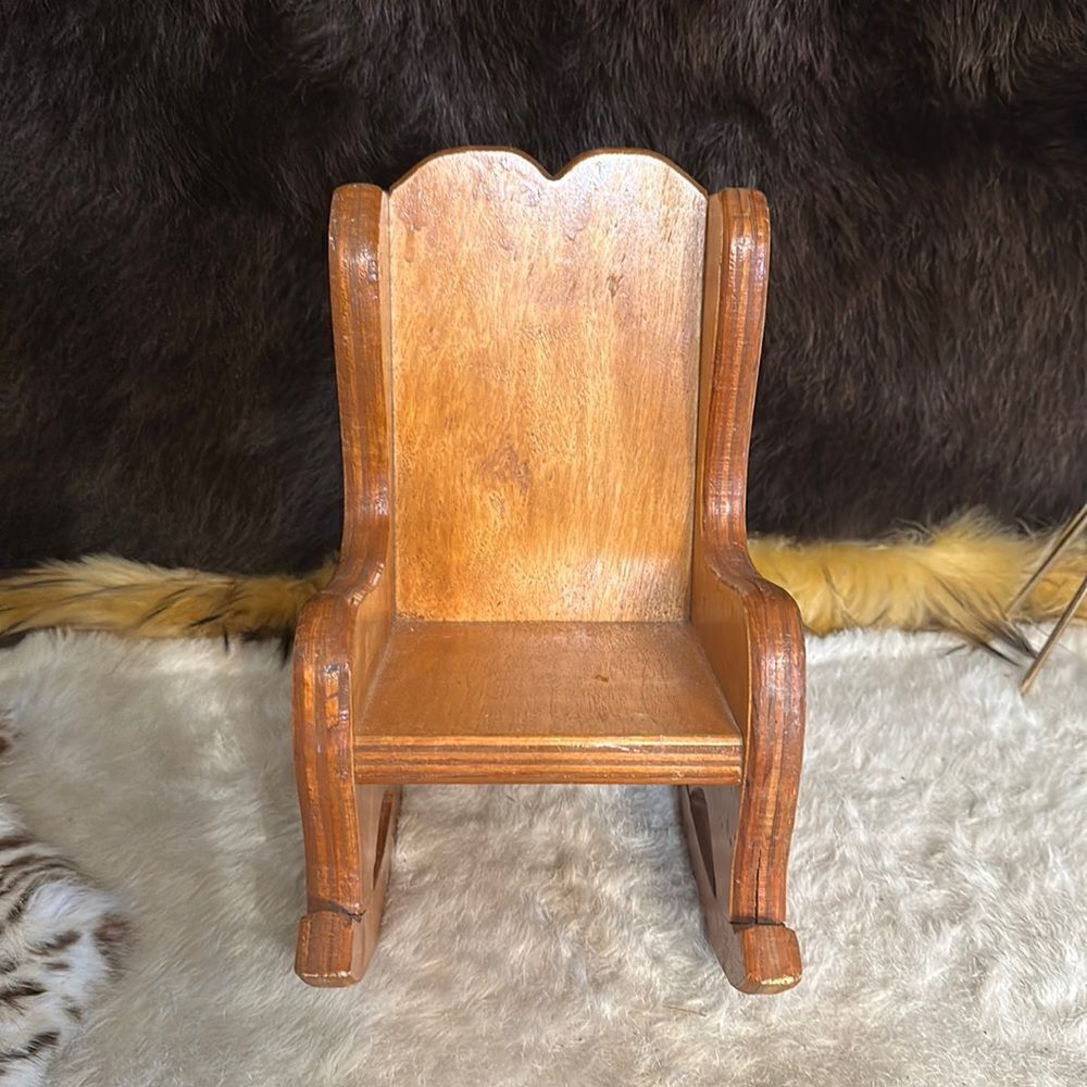 Rocking chair (6031)
